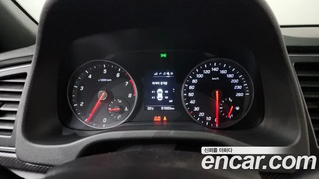 Hyundai Avante 2018 thumb 12