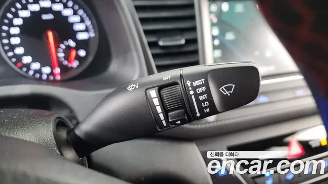 Hyundai Avante 2018 thumb 11