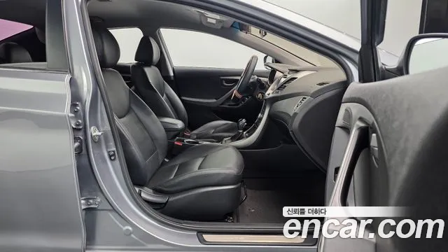 Hyundai Elantra 2014 thumb 12