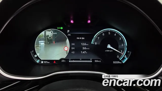 Genesis G80 2022 thumb 9
