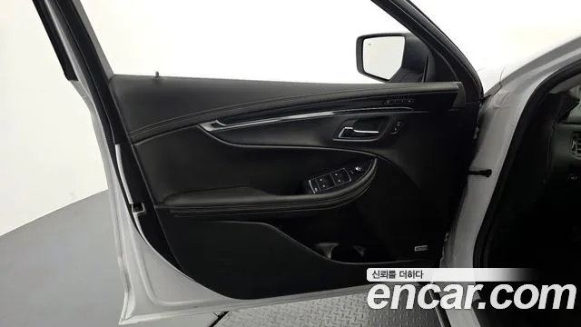 Chevrolet Impala 2017 thumb 6