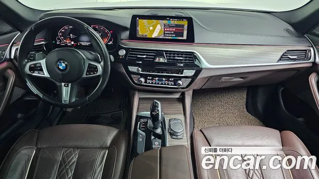 BMW 5 серии 2020 thumb 3