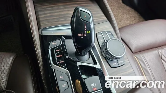BMW 5 серии 2020 thumb 8