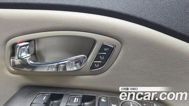 Kia Carnival 2020 thumb 5