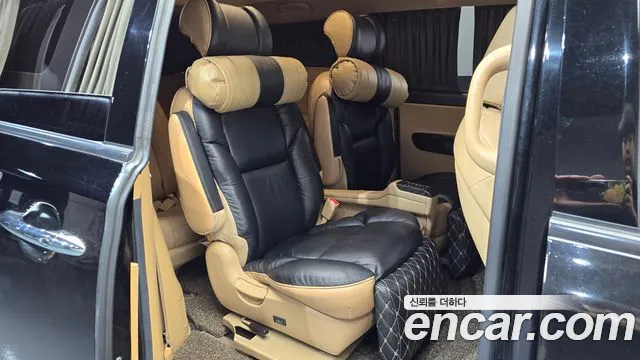 Kia Carnival 2019 thumb 6
