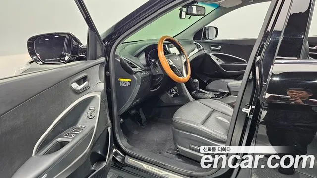 Hyundai Санта Фе 2014 thumb 7