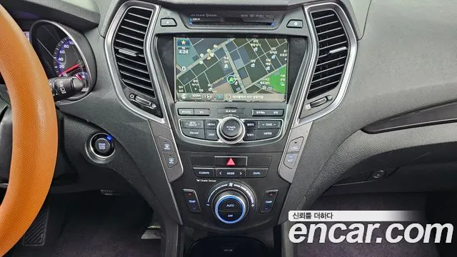 Hyundai Санта Фе 2014 thumb 9