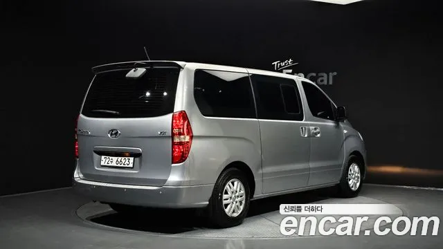 Hyundai Staria 2015 thumb 8