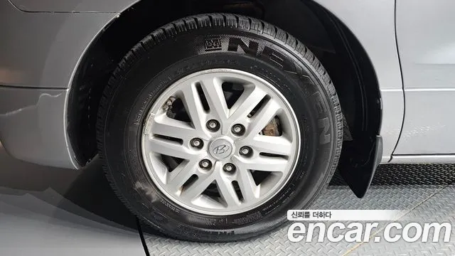 Hyundai Staria 2015 thumb 5