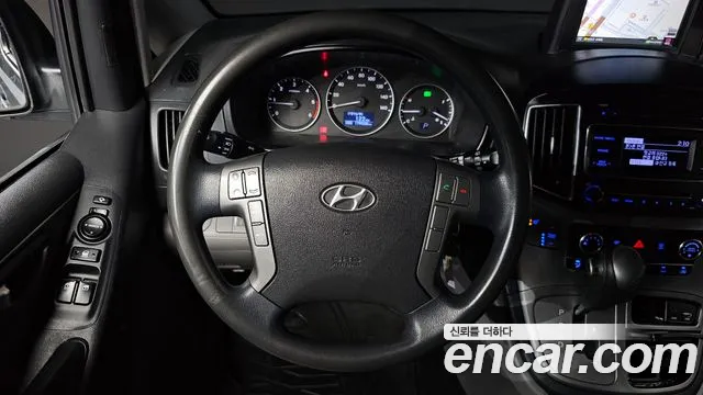 Hyundai Staria 2015 thumb 12