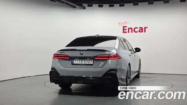 BMW 5 серии 2024 thumb 8
