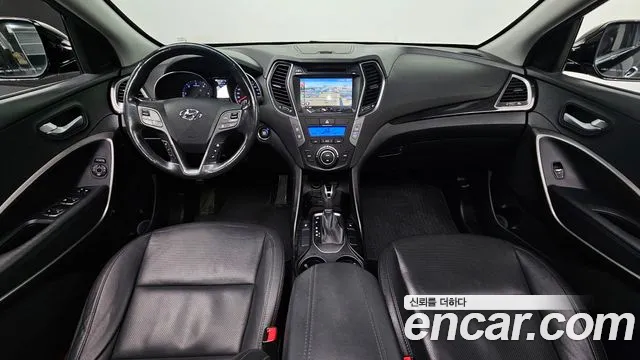 Hyundai Санта Фе 2012 thumb 10