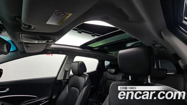 Hyundai Санта Фе 2012 thumb 8