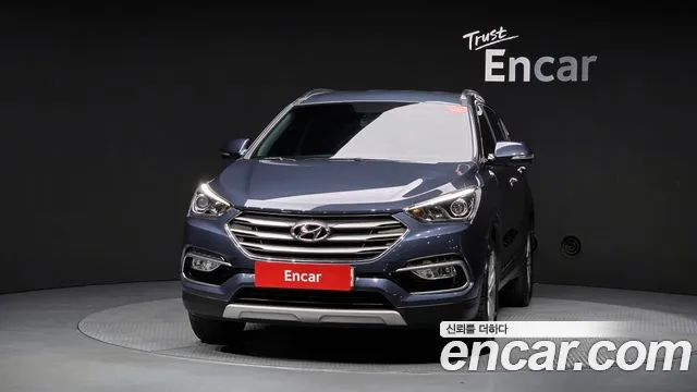 Hyundai Santafe 2015 thumb 10