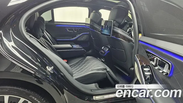 Mercedes-Benz S-Class 2021 thumb 9