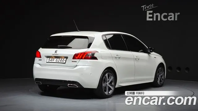 Peugeot 308 2019 thumb 11