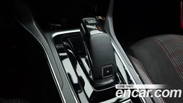 Peugeot 308 2019 thumb 6