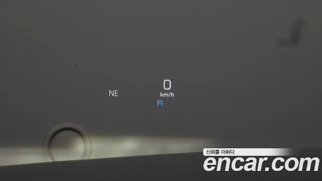 Mercedes-Benz E-Class 2019 thumb 12