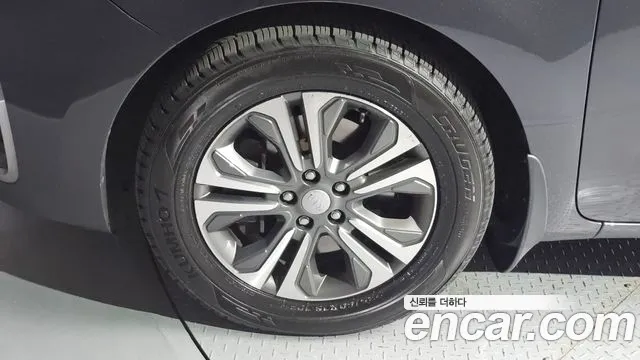 Kia Carnival 2019 thumb 3