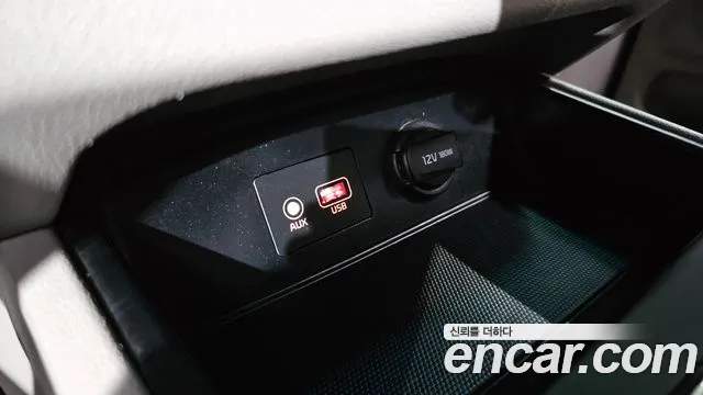 Kia Carnival 2019 thumb 8