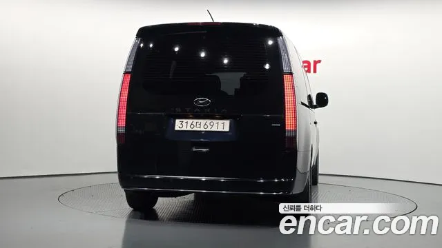 Hyundai Staria 2022 thumb 7