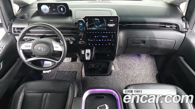 Hyundai Staria 2022 thumb 9