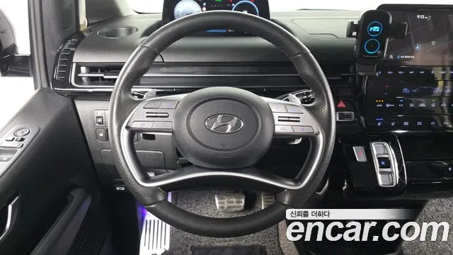Hyundai Staria 2022 thumb 5