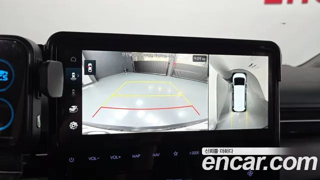 Hyundai Staria 2022 thumb 8