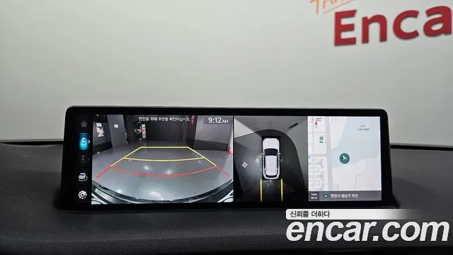 Genesis GV70 2022 thumb 11