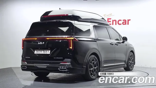 Kia Carnival 2024 thumb 9