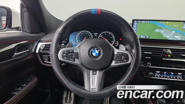 BMW 6 серии Gran Turismo 2018 thumb 6