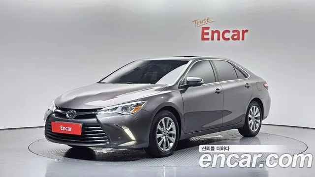 Toyota Camry 2017 thumb 4