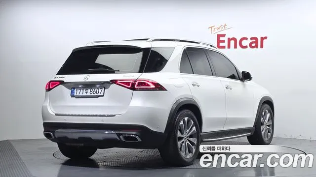 Mercedes-Benz E-Класс 2021 thumb 11