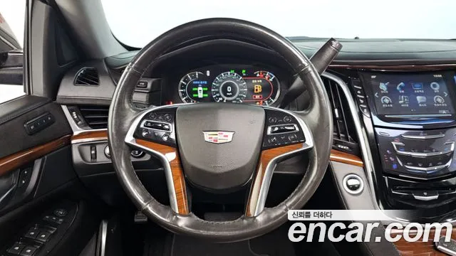 Cadillac Escalade 2018 thumb 4
