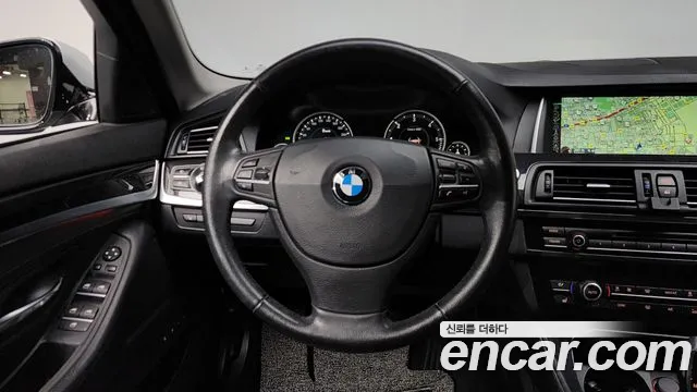 BMW 5 серии 2015 thumb 7