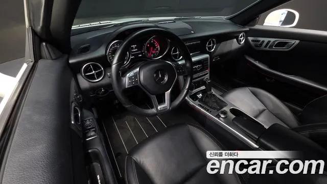 Mercedes-Benz SLK-Класс 2013 thumb 11