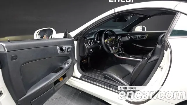 Mercedes-Benz SLK-Класс 2013 thumb 3