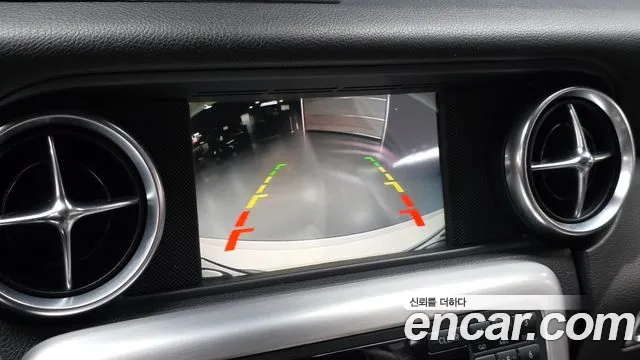 Mercedes-Benz SLK-Класс 2013 thumb 10