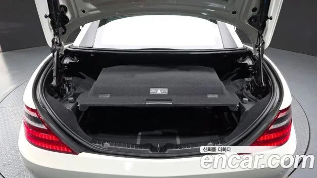 Mercedes-Benz SLK-Класс 2013 thumb 4