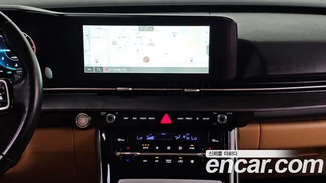 Kia Carnival 2022 thumb 10