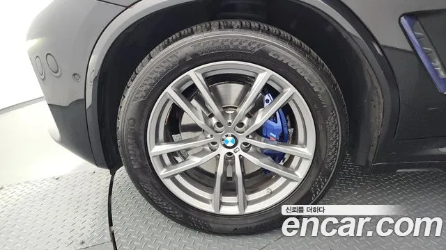 BMW X4 2020 thumb 9