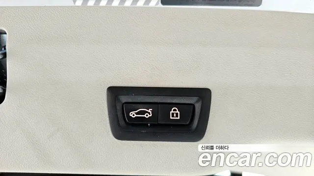 BMW 6 серии Gran Turismo 2019 thumb 8