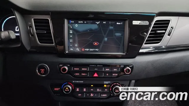 Kia Niro 2019 thumb 2