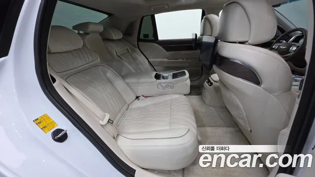 Genesis G90 2022 thumb 3