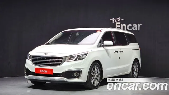 Kia Carnival 2015 thumb 5