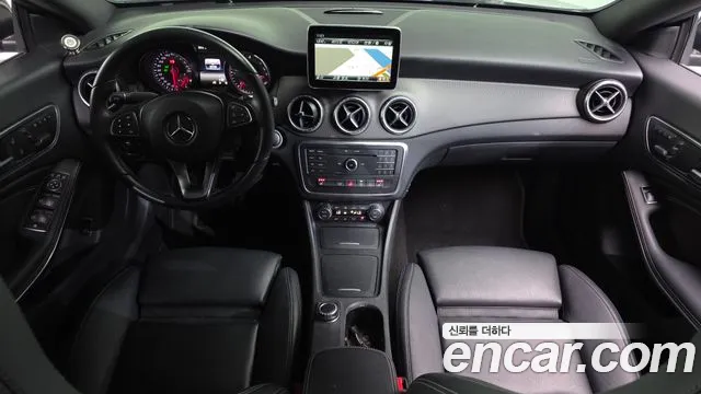 Mercedes-Benz A-Класс 2016 thumb 3