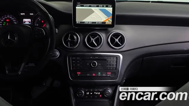 Mercedes-Benz A-Класс 2016 thumb 4
