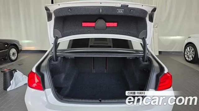 BMW 5 серии 2020 thumb 7
