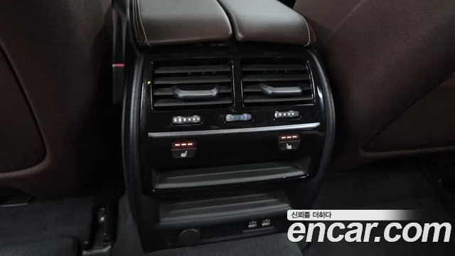 BMW 5 серии 2020 thumb 4