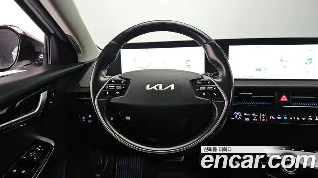 Kia EV6 2022 thumb 9